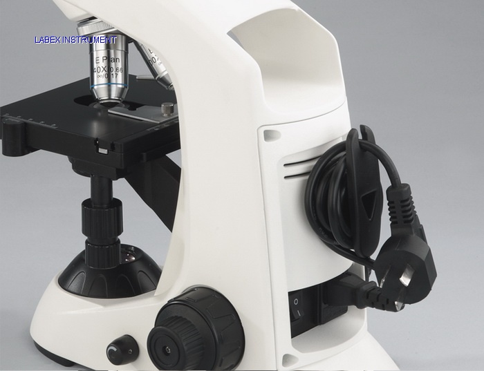 EUM-4000 Biological Microscope