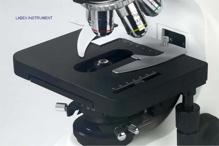 EUM-5500T Trinocular Biological Microscope